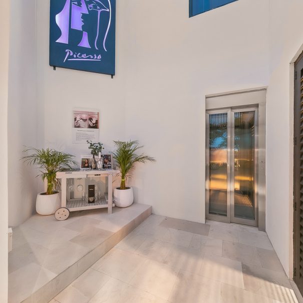 Casa Picasso luxury vacation villa Cabo San Lucas